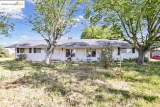 Single Family Residence, 26893 Marsh Creek Rd, Brentwood, CA  Brentwood, CA 94513