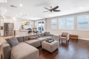 Single Family Residence, 2067 Salice way, Brentwood, CA 94513 - 11