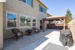 Single Family Residence, 2067 Salice way, Brentwood, CA 94513 - 41