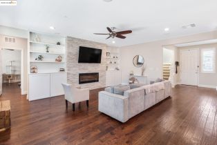 Single Family Residence, 2067 Salice way, Brentwood, CA 94513 - 9