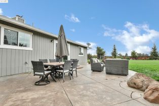 Single Family Residence, 4828 Sellers ave, Brentwood, CA 94513 - 29