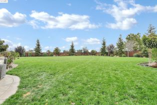 Single Family Residence, 4828 Sellers ave, Brentwood, CA 94513 - 32