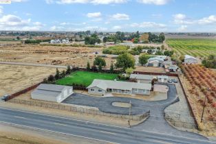 Single Family Residence, 4828 Sellers Ave, Brentwood, CA  Brentwood, CA 94513