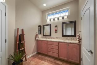 Single Family Residence, 699 Stewart way, Brentwood, CA 94513 - 18