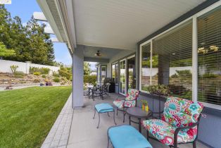 Single Family Residence, 699 Stewart way, Brentwood, CA 94513 - 33