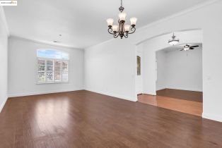 Single Family Residence, 909 SUNTAN LANE ln, Brentwood, CA 94513 - 17