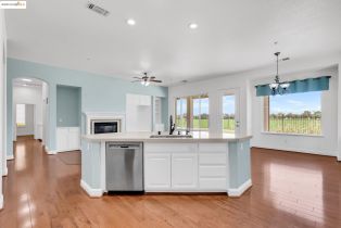 Single Family Residence, 909 SUNTAN LANE ln, Brentwood, CA 94513 - 23