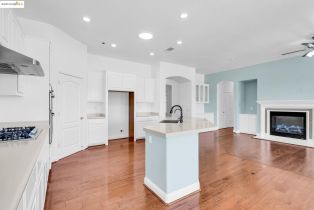 Single Family Residence, 909 SUNTAN LANE ln, Brentwood, CA 94513 - 24