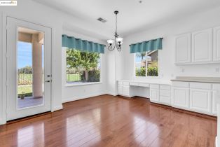 Single Family Residence, 909 SUNTAN LANE ln, Brentwood, CA 94513 - 26