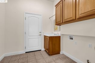 Single Family Residence, 909 SUNTAN LANE ln, Brentwood, CA 94513 - 29