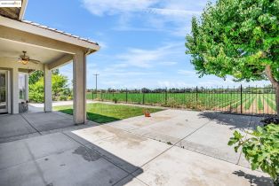 Single Family Residence, 909 SUNTAN LANE ln, Brentwood, CA 94513 - 43