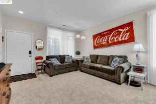 Single Family Residence, 1185 BACCHINI LANE ln, Brentwood, CA 94513 - 17