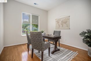Single Family Residence, 1012 Centennial dr, Brentwood, CA 94513 - 11