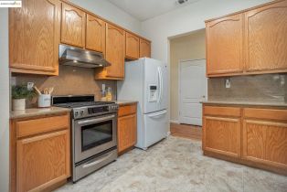 Single Family Residence, 1012 Centennial dr, Brentwood, CA 94513 - 19