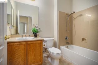 Single Family Residence, 1012 Centennial dr, Brentwood, CA 94513 - 24