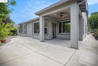 Single Family Residence, 1012 Centennial dr, Brentwood, CA 94513 - 29