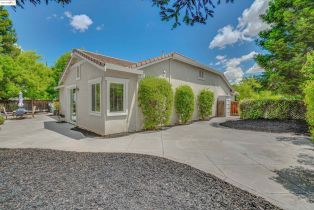 Single Family Residence, 817 Riviera Ct ct, Brentwood, CA 94513 - 38