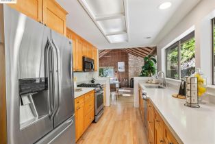 Single Family Residence, 1019 Los Trancos Rd rd, Portola Valley, CA 94028 - 12