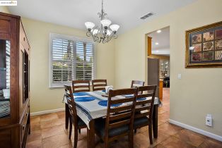 Single Family Residence, 1313 Braemar Ct ct, Brentwood, CA 94513 - 10