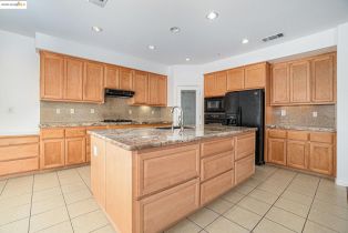 Single Family Residence, 722 Bentley Ct ct, Brentwood, CA 94513 - 9