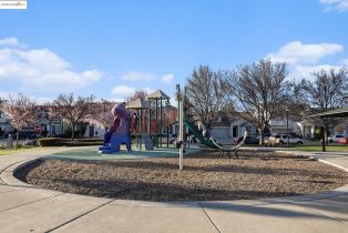 Single Family Residence, 1174 Tropicana Ln ln, Brentwood, CA 94513 - 37