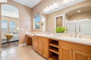 Single Family Residence, 1741 Veneto Ln ln, Brentwood, CA 94513 - 20