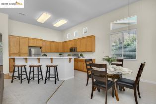 Single Family Residence, 317 Burr Knot way, Brentwood, CA 94513 - 10