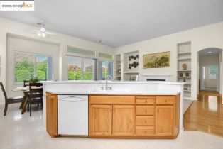 Single Family Residence, 317 Burr Knot way, Brentwood, CA 94513 - 13