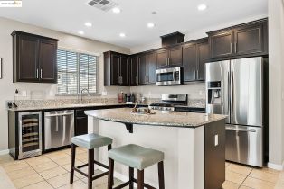 Single Family Residence, 248 Alta St st, Brentwood, CA 94513 - 13