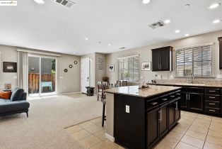 Single Family Residence, 248 Alta St st, Brentwood, CA 94513 - 14