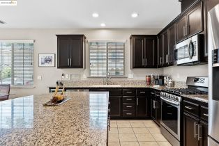 Single Family Residence, 248 Alta St st, Brentwood, CA 94513 - 15