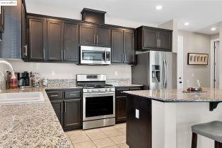 Single Family Residence, 248 Alta St st, Brentwood, CA 94513 - 17