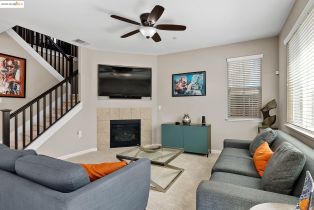 Single Family Residence, 248 Alta St st, Brentwood, CA 94513 - 6