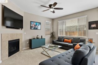 Single Family Residence, 248 Alta St st, Brentwood, CA 94513 - 8