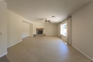 Single Family Residence, 988 Chamomile Ln ln, Brentwood, CA 94513 - 10