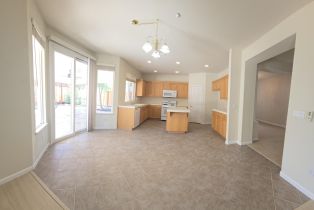 Single Family Residence, 988 Chamomile Ln ln, Brentwood, CA 94513 - 8