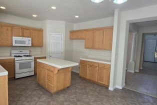 Single Family Residence, 988 Chamomile Ln ln, Brentwood, CA 94513 - 9