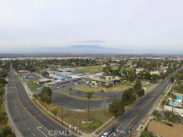 , 1717 Via Del Rio ave, Corona, CA 92882 - 1