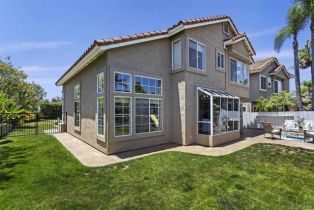 Single Family Residence, 2390 Via Pelicano, Carlsbad, CA 92009 - 33