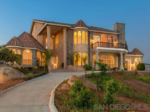 Single Family Residence, 19450 Paradise Mountain rd, Valley Center, CA 92082 - 1