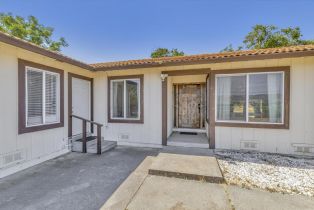 Single Family Residence, 8415 Marcella ave, Gilroy, CA 95020 - 8