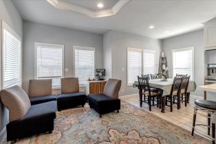 , 3015 Bayshore rd, Redwood City, CA 94063 - 4