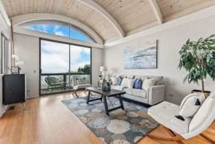 Condominium, 5407 Diamond Heights Boulevard #4, District 10 - Southeast, CA  District 10 - Southeast, CA 94131