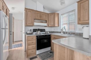 , 3499 Bayshore rd, Redwood City, CA 94063 - 7