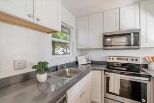 Condominium, 85 Caire ter, District 10 - Southeast, CA 94107 - 8