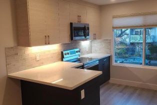 , 464 Clinton st, Redwood City, CA 94062 - 4