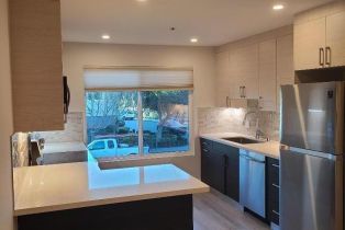 , 464 Clinton st, Redwood City, CA 94062 - 5