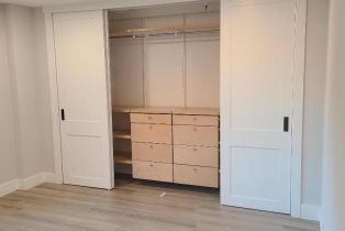 , 464 Clinton st, Redwood City, CA 94062 - 7