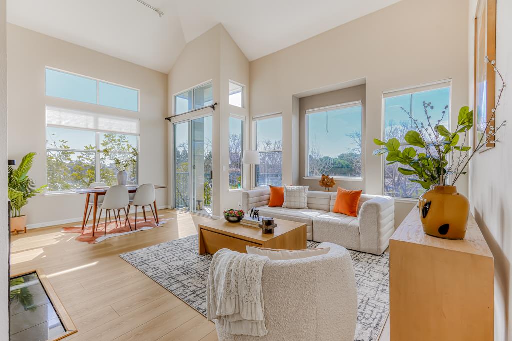 Condominium, 700 Baltic cir, Redwood City, CA 94065 - 1