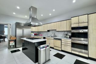 Single Family Residence, 2611 Pacific ave, District 10 - Southeast, CA 94115 - 10